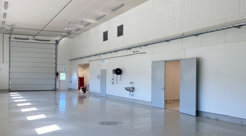 Foto av nytt verksted for Dalsegg Transport - hall